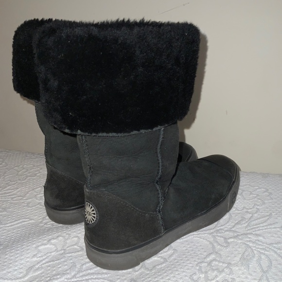 Ugg Boots Delaine In Black Womens Size 6 - Picture 1 of 6